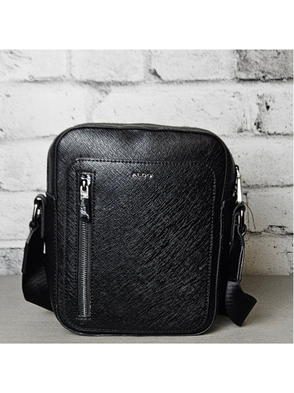 ALDO Black Crossbody Bag Textured Mini Messenger 9x7 Zip Pocket
